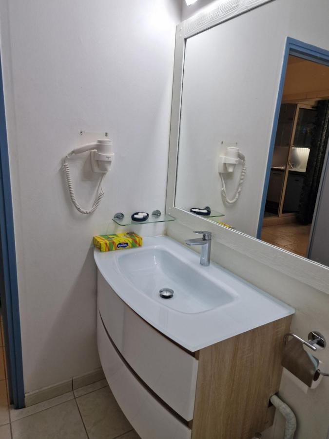 Appartement Spacieux Vue Sur Mer La Trinité Eksteriør bilde